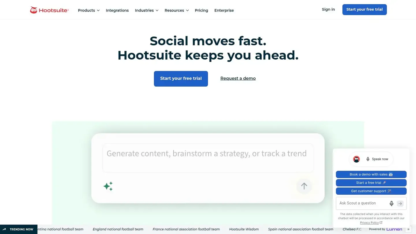 Hootsuite homepage highlighting social media management and team workflows.